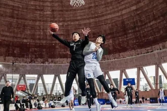 文明行动派 工业遗存焕新颜文明运动成风尚——探秘首钢园NBA·咪咕AI智慧篮球场(图4) 文明行动派 工业遗存焕新颜文明运动成风尚——探秘首钢园NBA·咪咕AI智慧篮球场(图4)