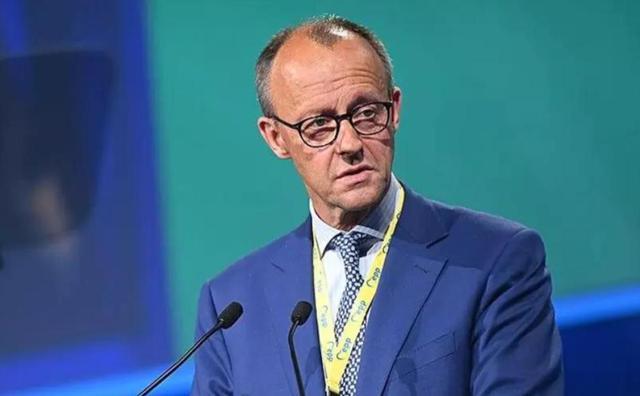 直到今天才发现默克尔的远见16年不用默茨是为帮德国躲过一劫(图4)