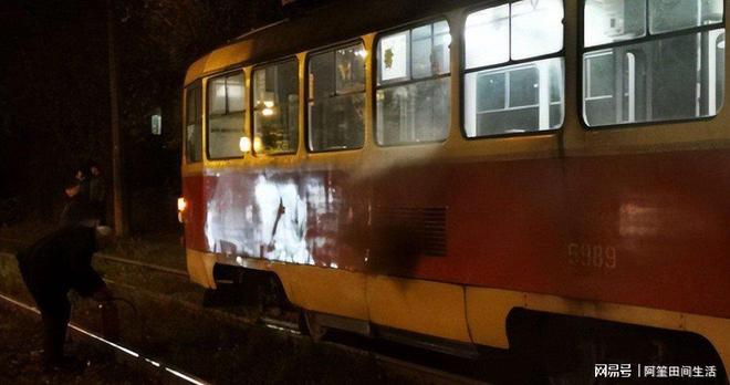 乌克兰遭核打击警告俄军发射13枚“全球禁止”导弹(图8) 乌克兰遭核打击警告俄军发射13枚“全球禁止”导弹(图8)