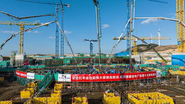 我国首个配置冷却塔的“华龙一号”核电机组建设工作全面启动(图1) 我国首个配置冷却塔的“华龙一号”核电机组建设工作全面启动(图1)